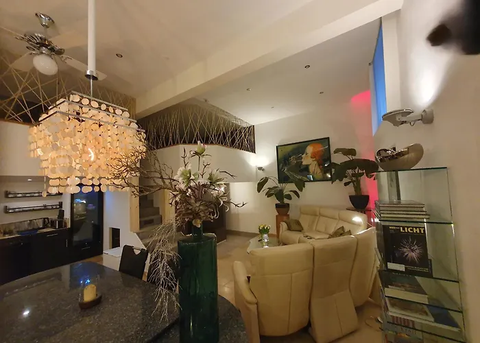 Blaue Lilie Im Herzen Der Altstadt *