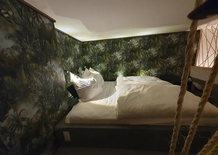 Blaue Lilie Im Herzen Der Altstadt *