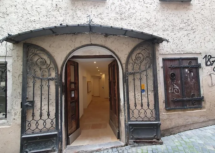 Blaue Lilie Im Herzen Der Altstadt Apartman